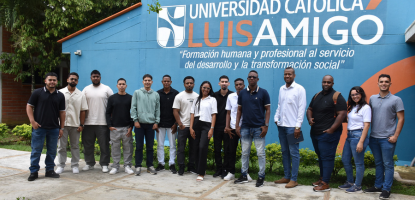 Estudiantes de Ingeniería de Sistemas presentan soluciones tecnológicas para el sector empresarial